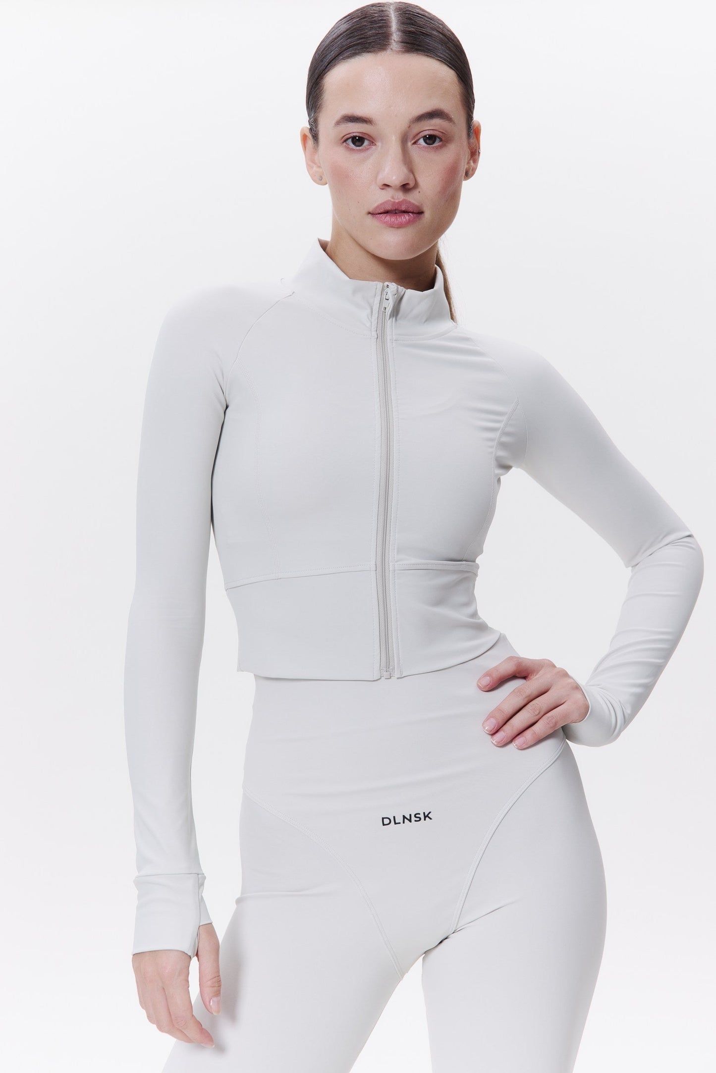 MOTION Longsleeve in BONE DLNSK