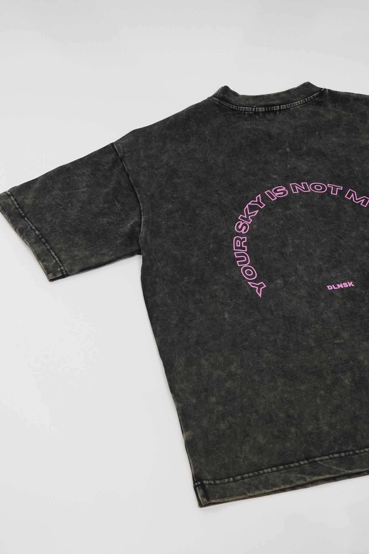 VINTAGE T-SHIRT "YOUR SKY IS NOT MY LIMIT" T-shirt DLNSK