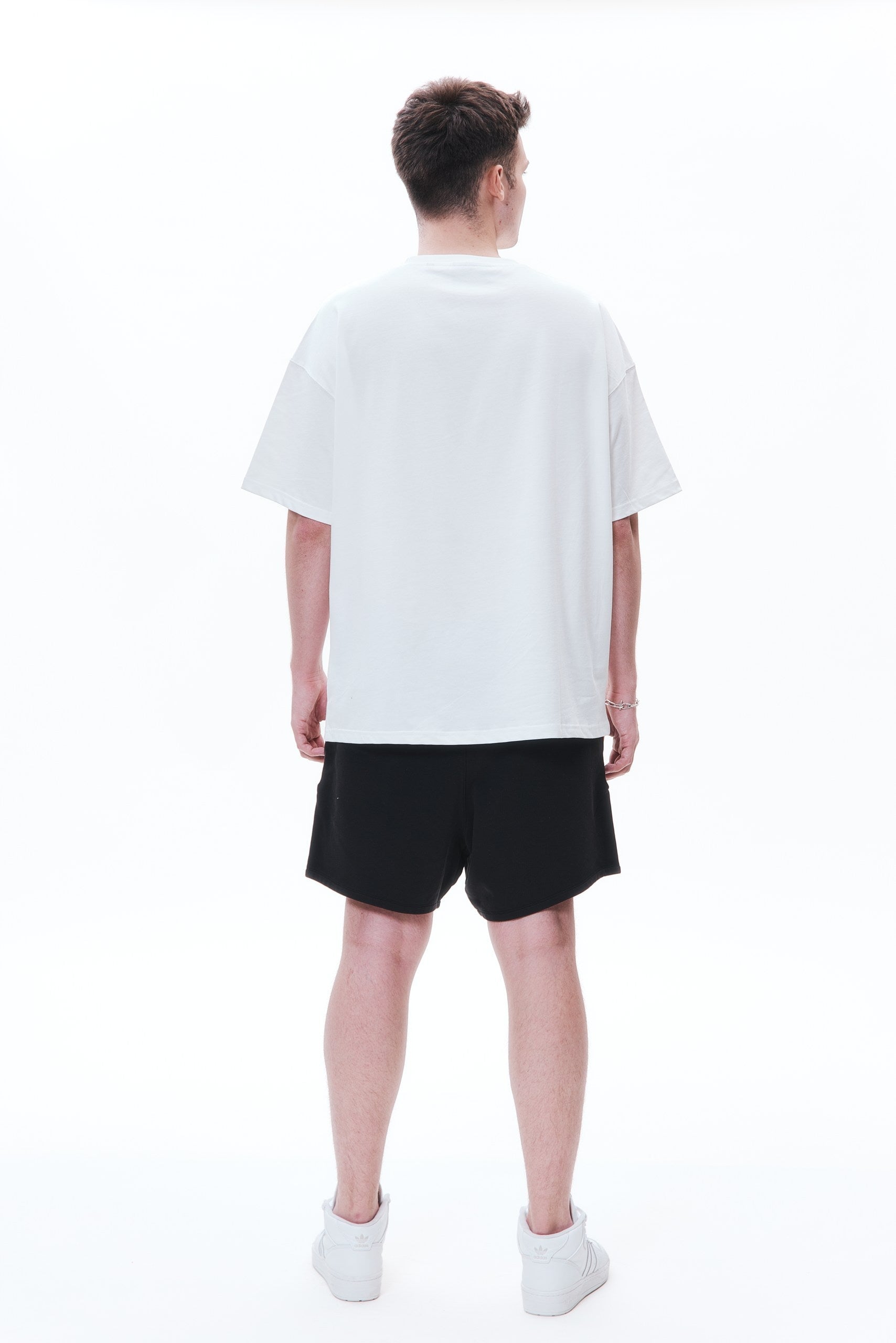 "Aesthetic of Balanced Living" t-shirt in PURE WHITE T-shirt DLNSK 