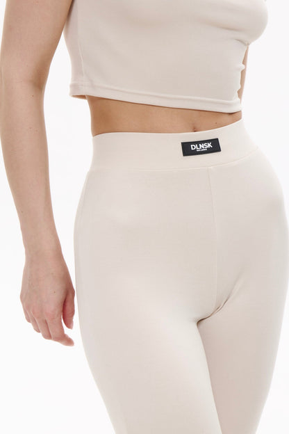 ALL EYES leggings in SAND Leggings DLNSK 