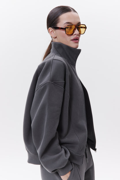 AURA set in GREY GREY DLNSK 