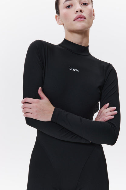 AURA Shaping Bodysuit in BLACK DLNSK 