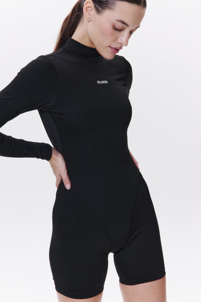 AURA Shaping Bodysuit in BLACK DLNSK 