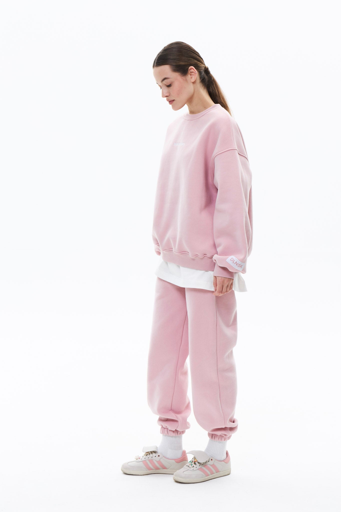 BASE CREWNECK set in MARSHMALLOW PINK Crewneck set DLNSK 