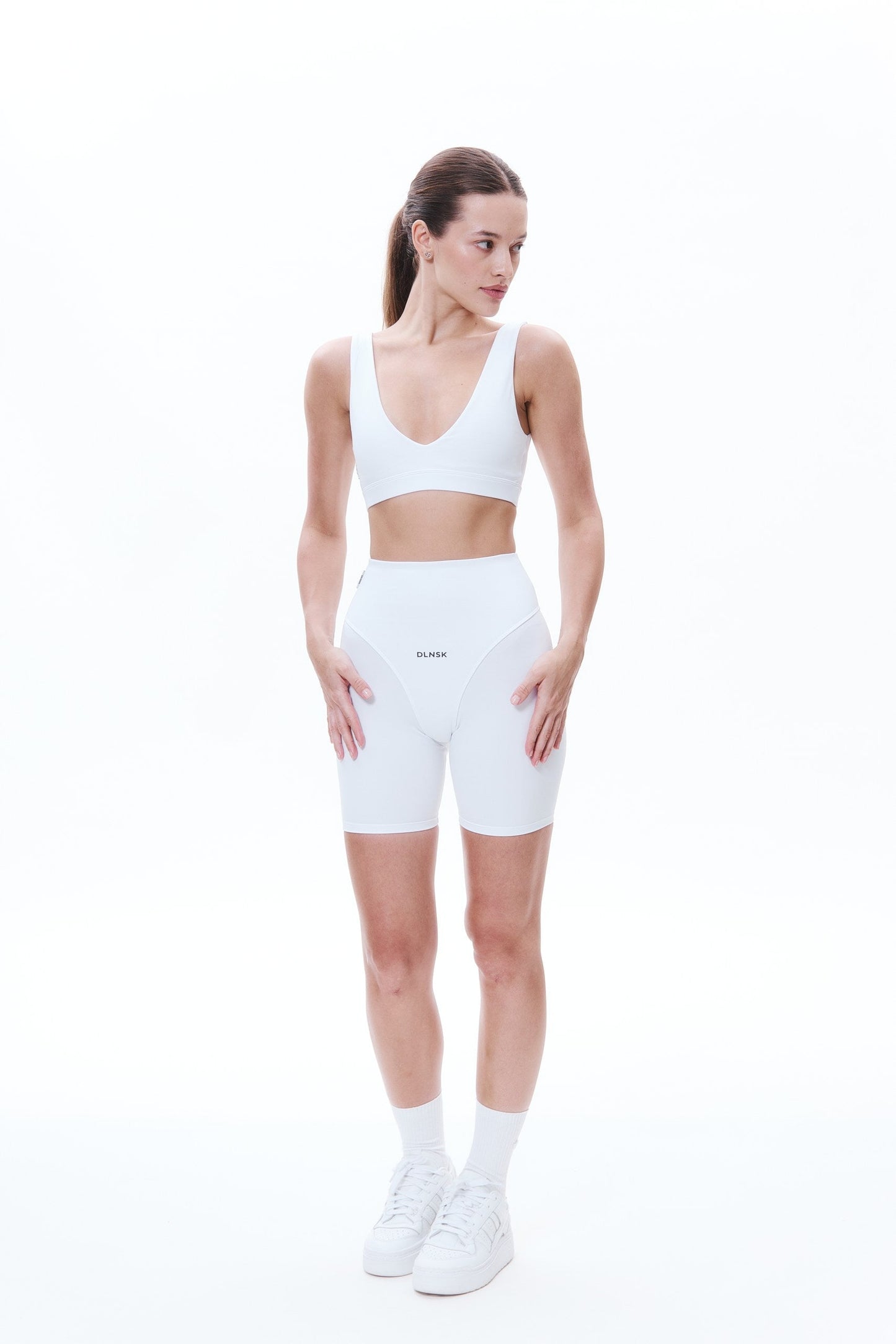 FLUIDE bra in PURE WHITE Bra DLNSK 