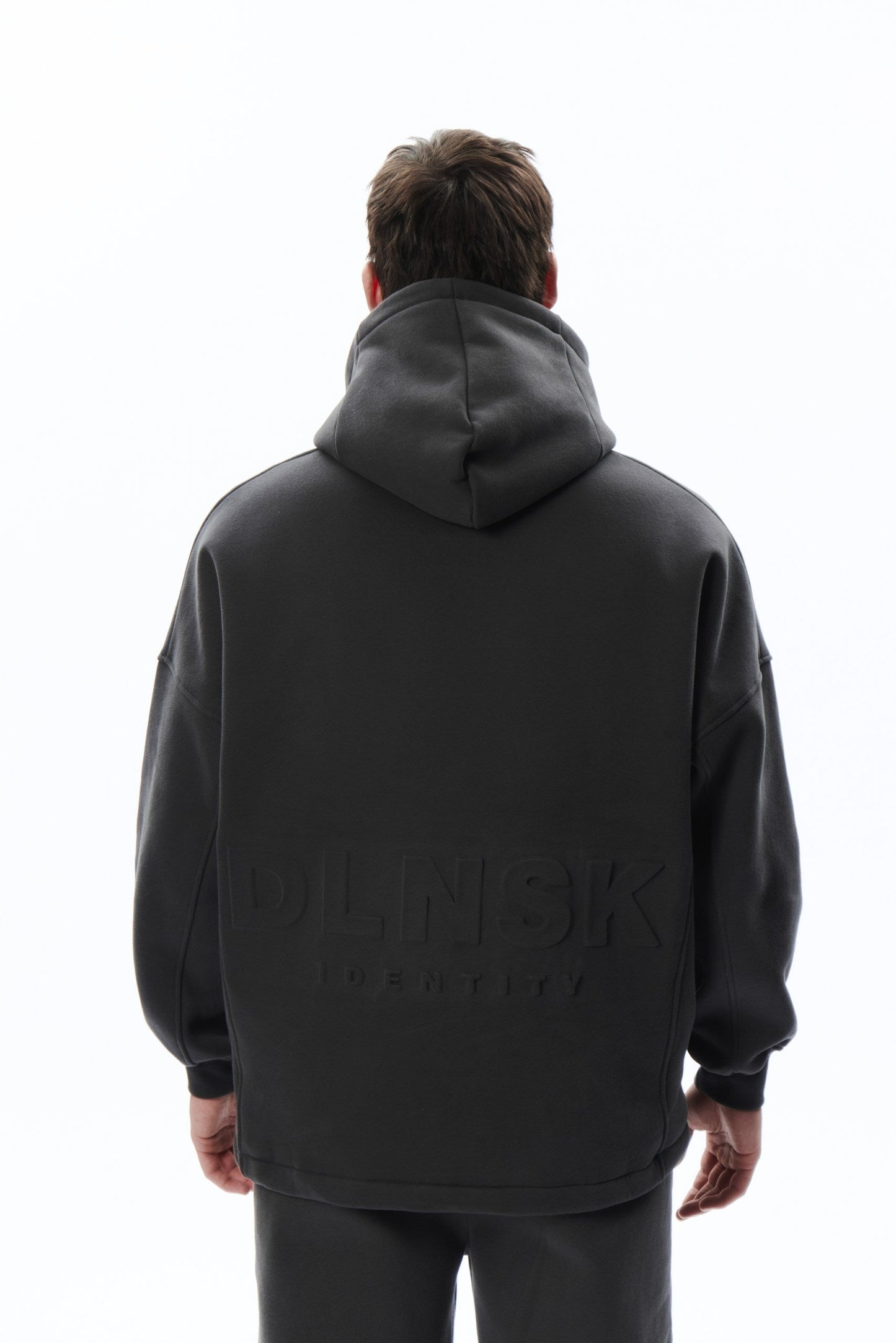 IDENTITY hoodie in SHADOW GREY DLNSK 