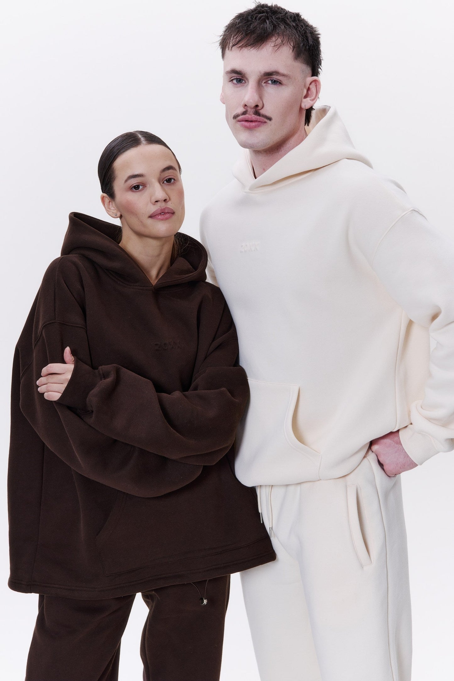 IDENTITY unisex set in COCONUT MILK Hoodie set DLNSK 