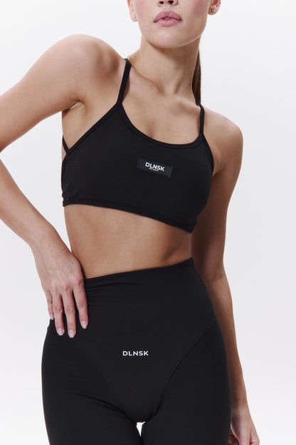 MOTION Leggings in BLACK DLNSK 