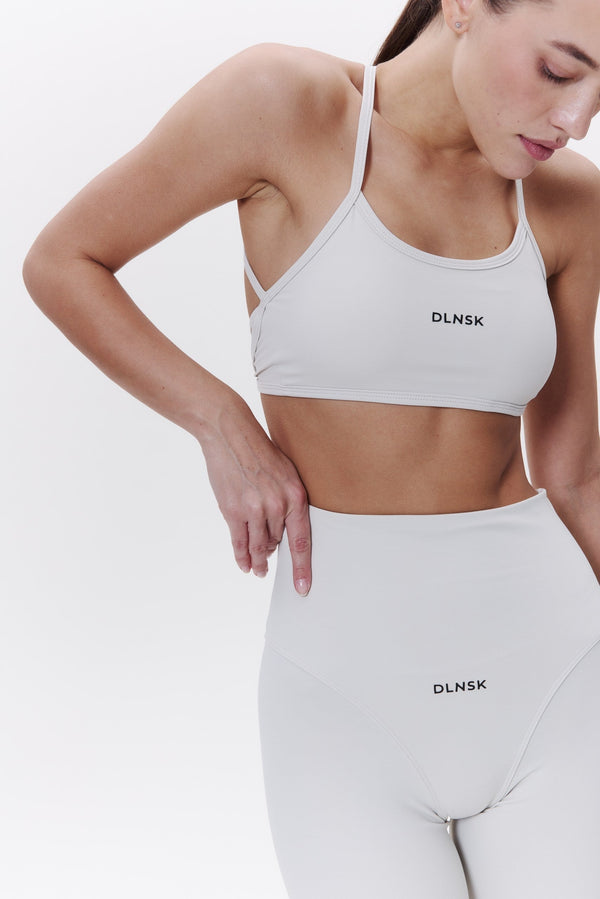 MOTION Leggings in BONE DLNSK 