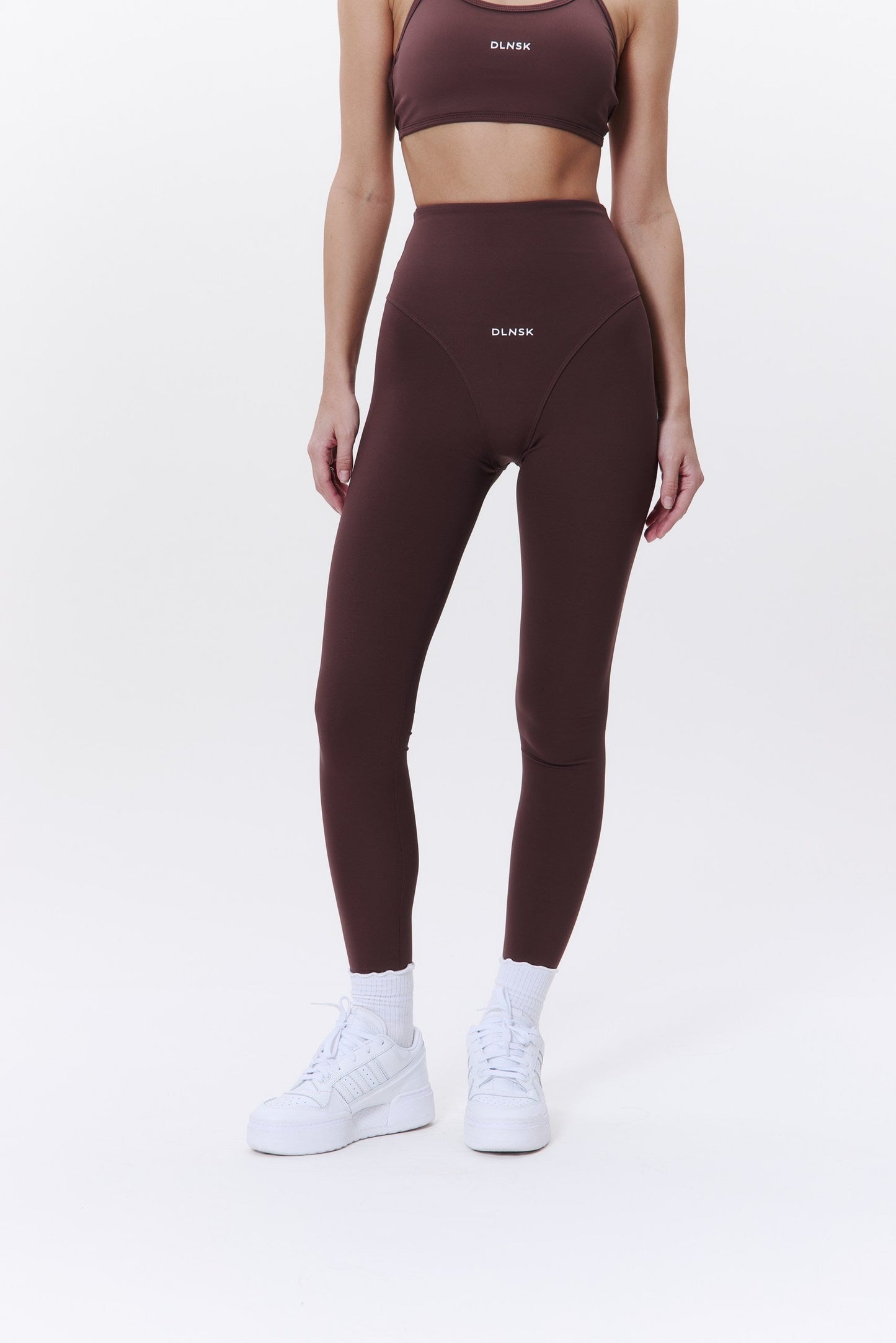 MOTION Leggings in CHOCO DLNSK 