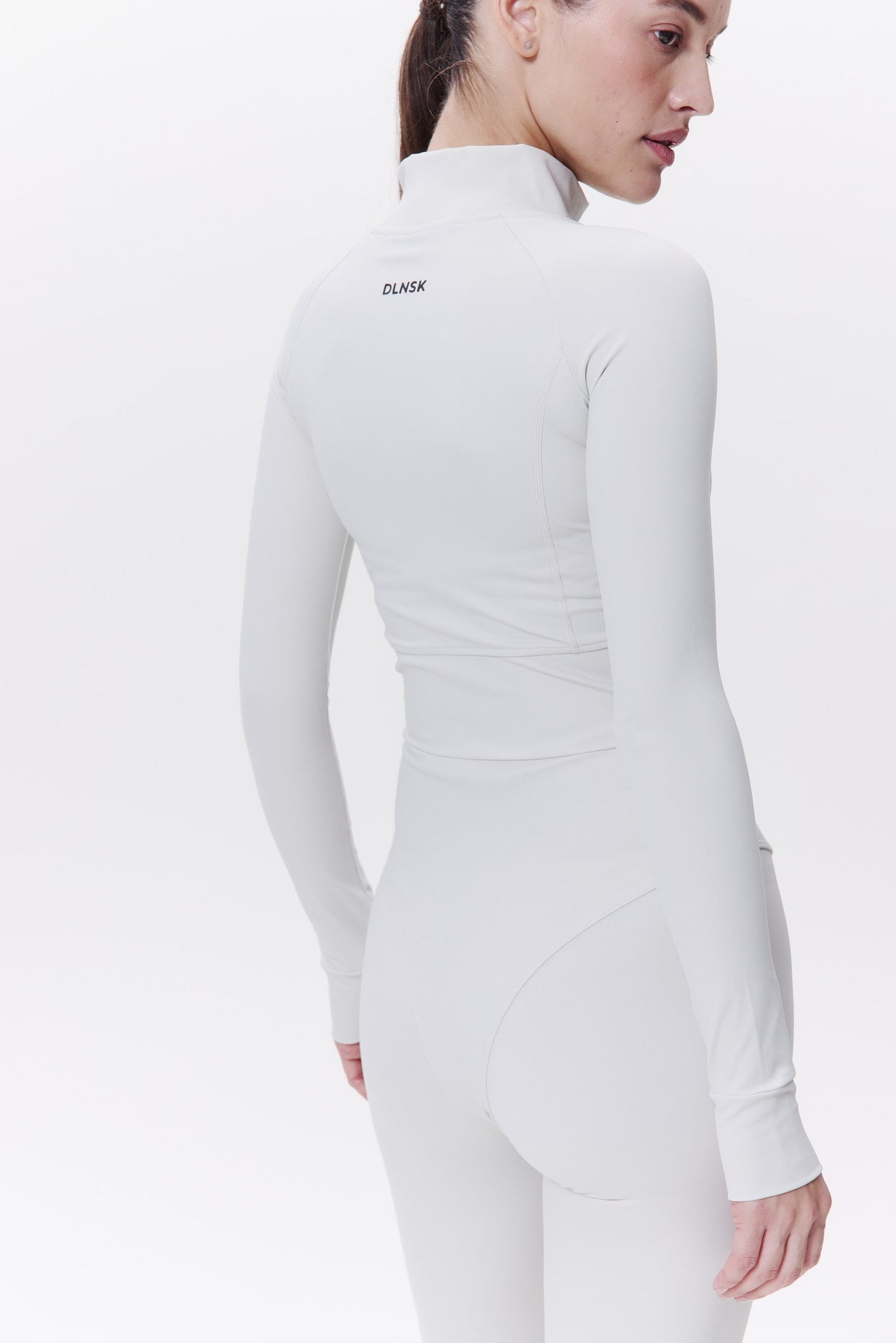 MOTION Longsleeve in BONE DLNSK 