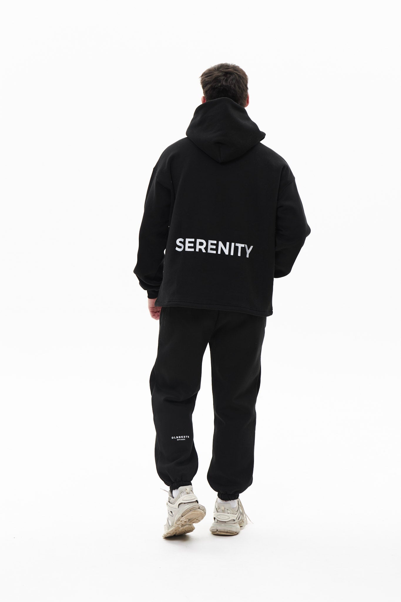 SERENITY hoodie in BLACK Hoodie DLNSK 