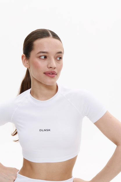 SHAPING MOTION crop top in PURE WHITE Top DLNSK 