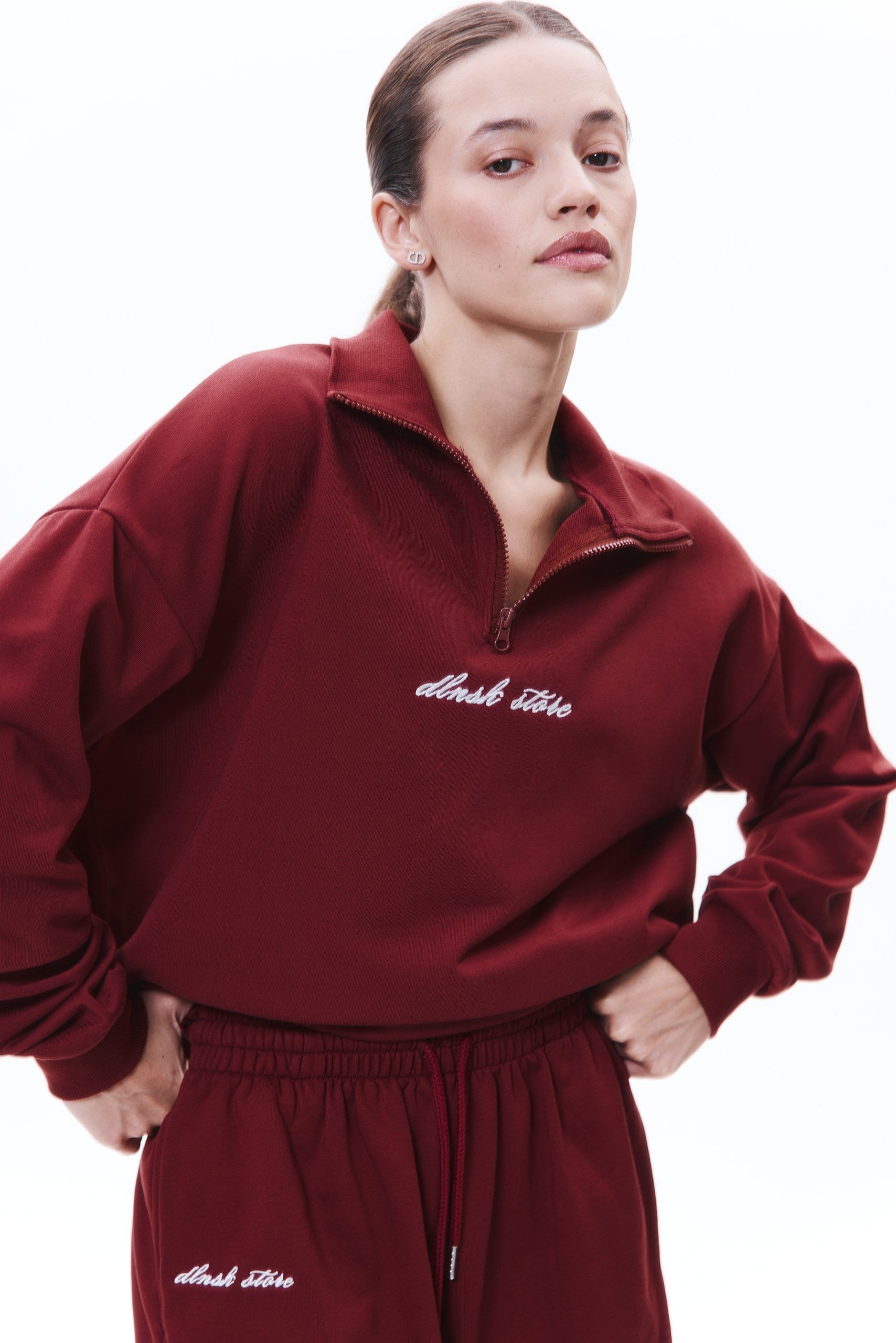 SIGNATURE anorak in RED WINE DLNSK 