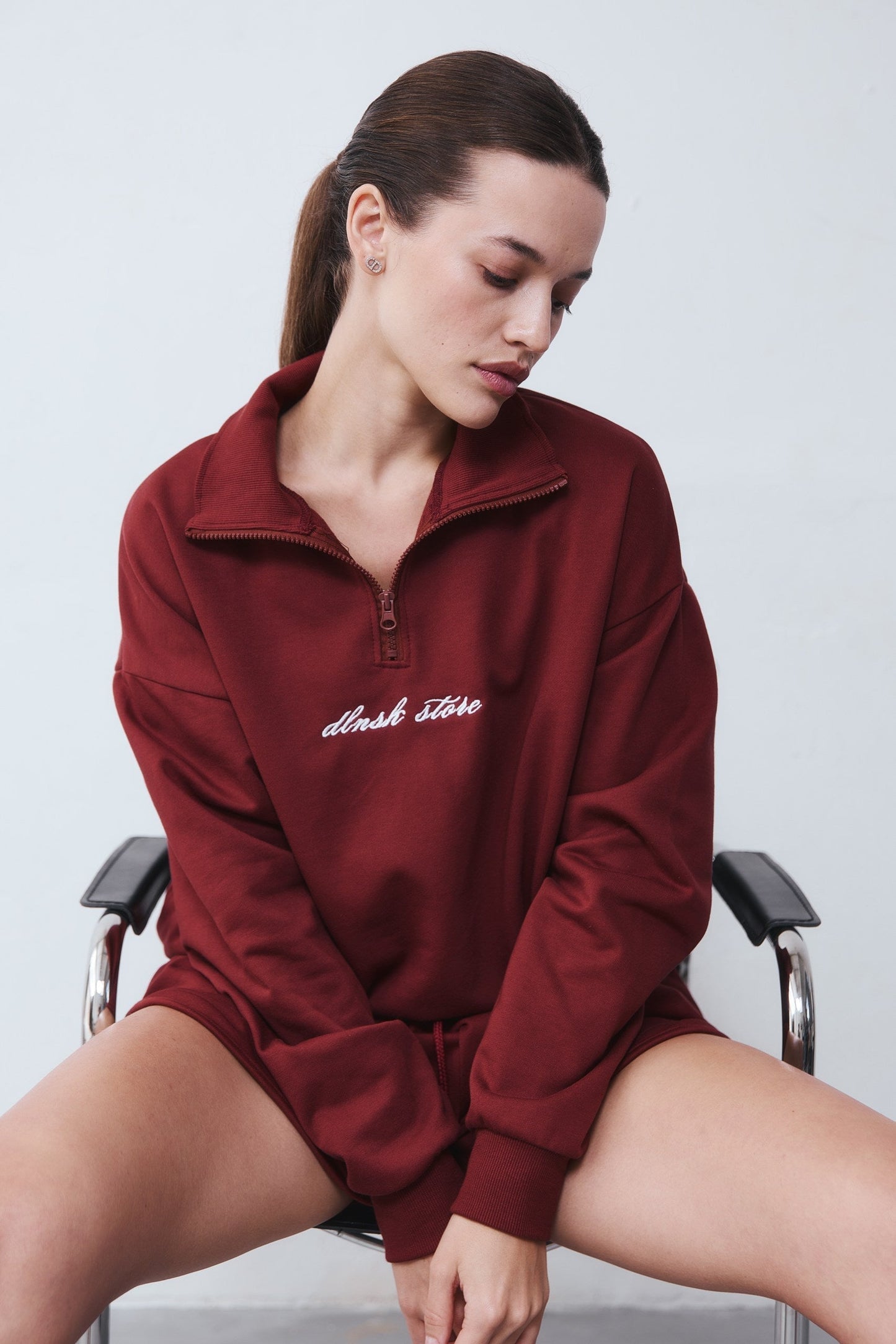 SIGNATURE anorak in RED WINE DLNSK 