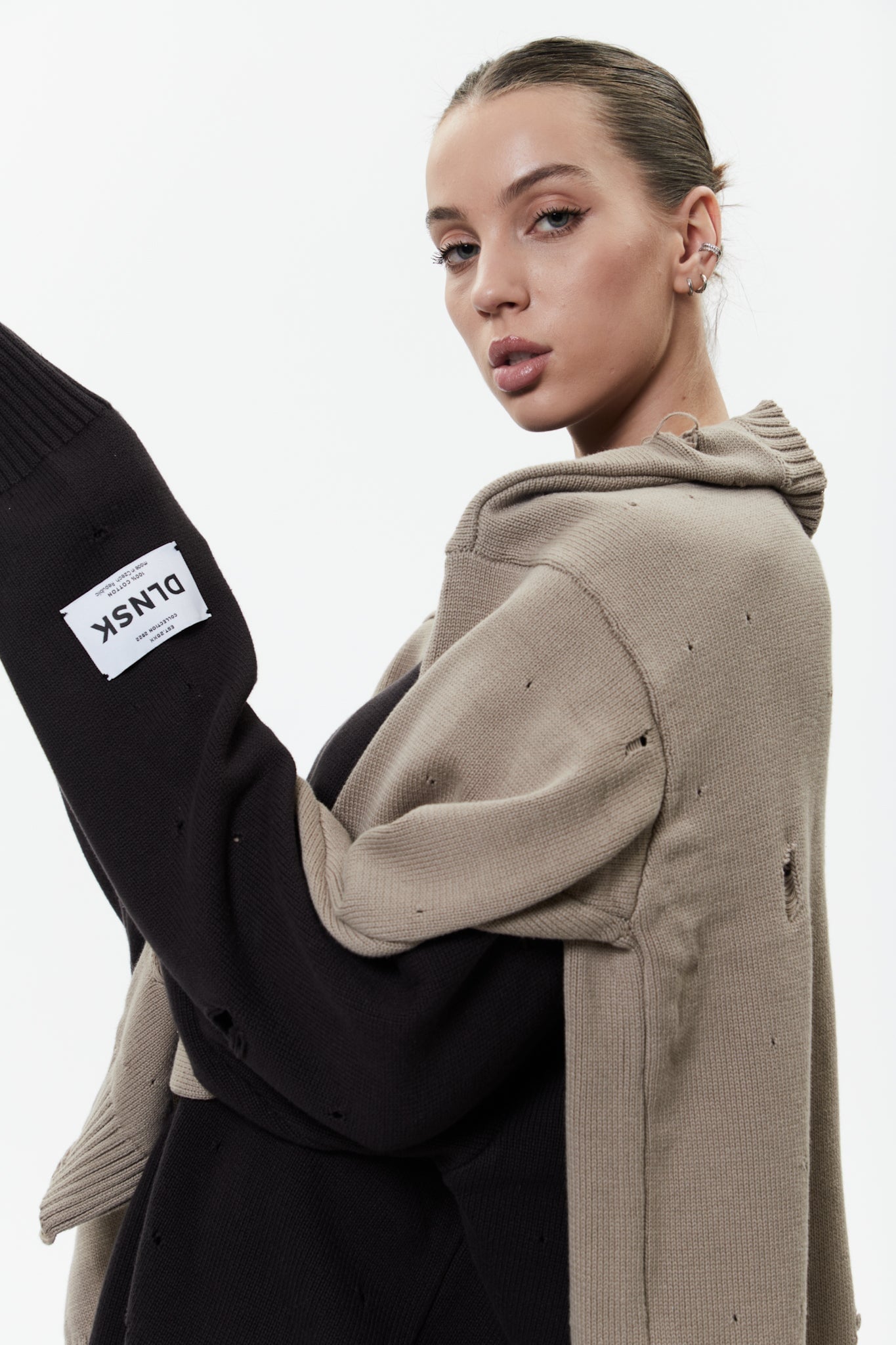 SWEATER HOLY in GRAPHITE Sweater DLNSK 