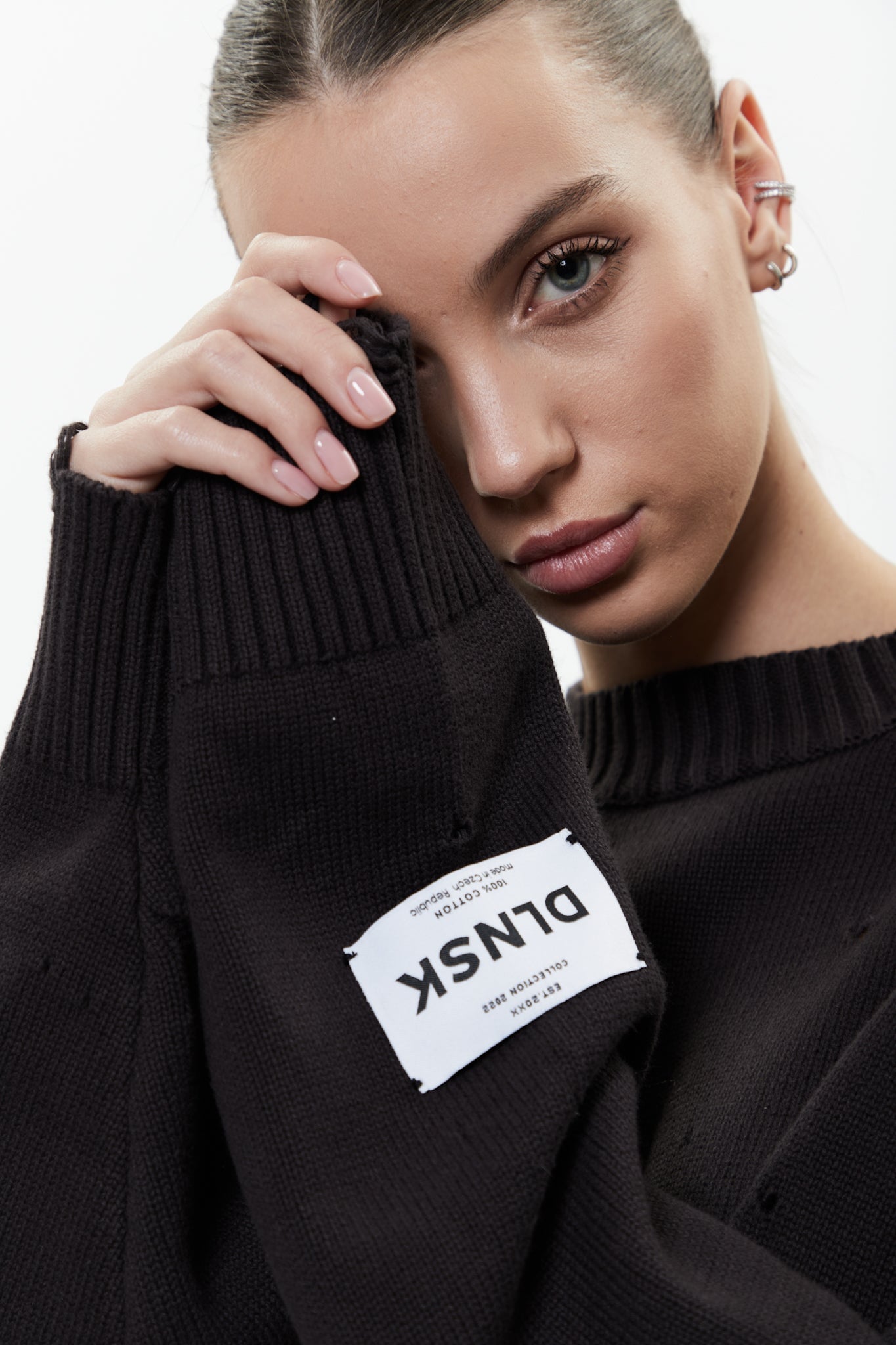 SWEATER HOLY in GRAPHITE Sweater DLNSK 