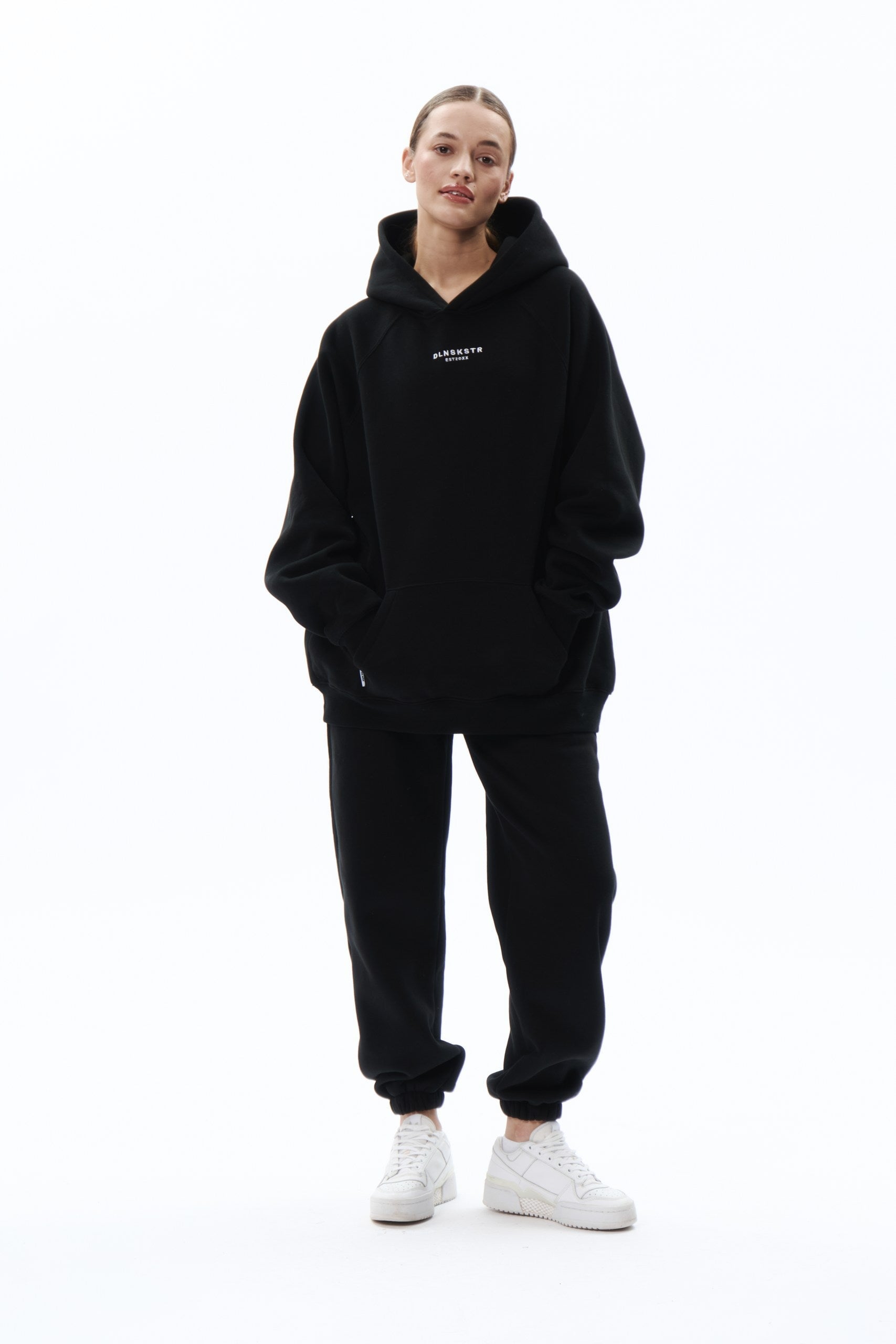 TRVL CLB base hoodie in BLACK Hoodie DLNSK 