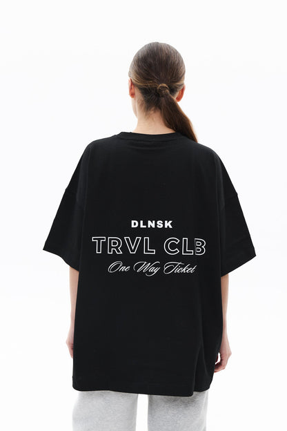 TRVL CLUB t-shirt in BLACK T-shirt DLNSK 