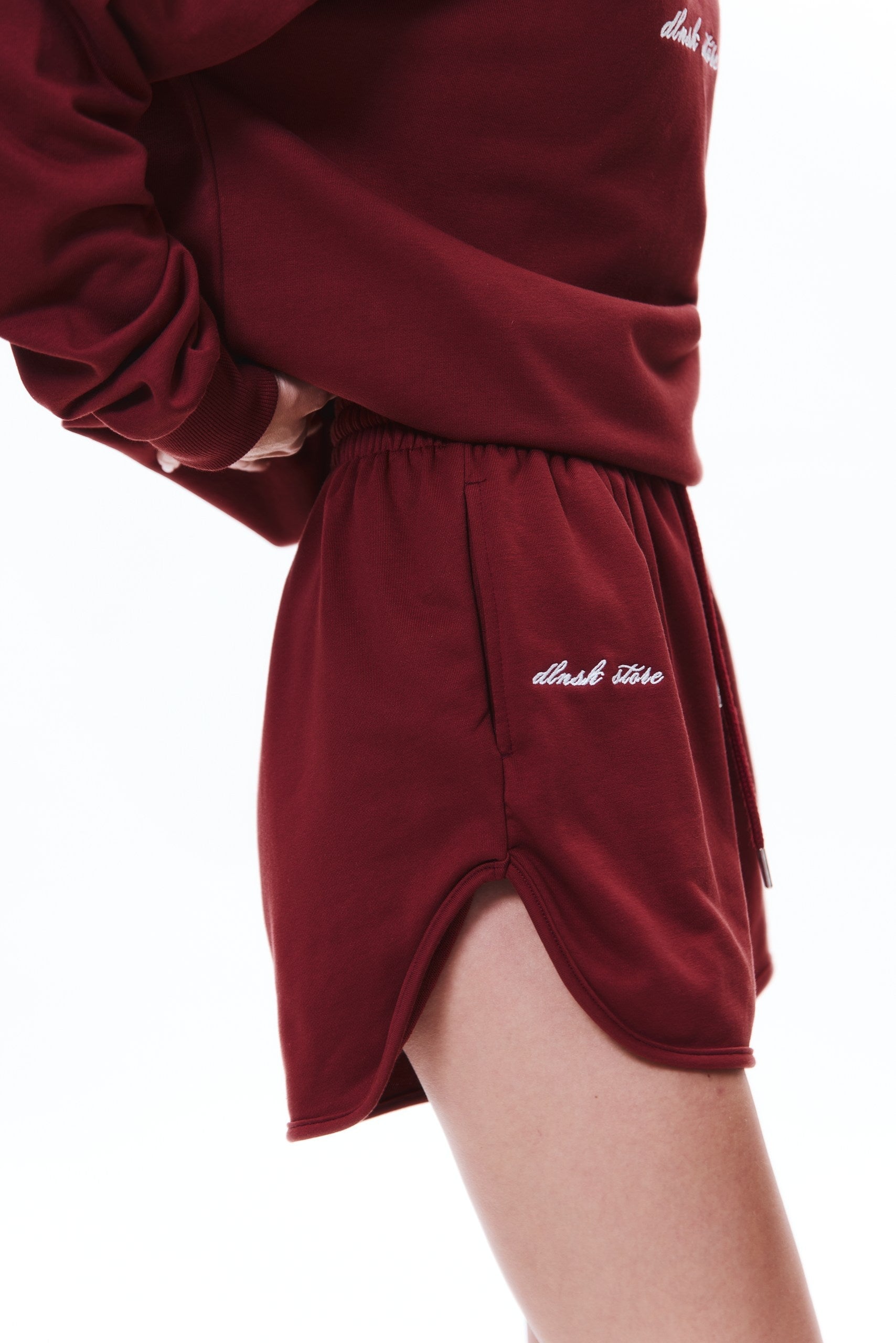 VACATION shorts in RED WINE DLNSK 