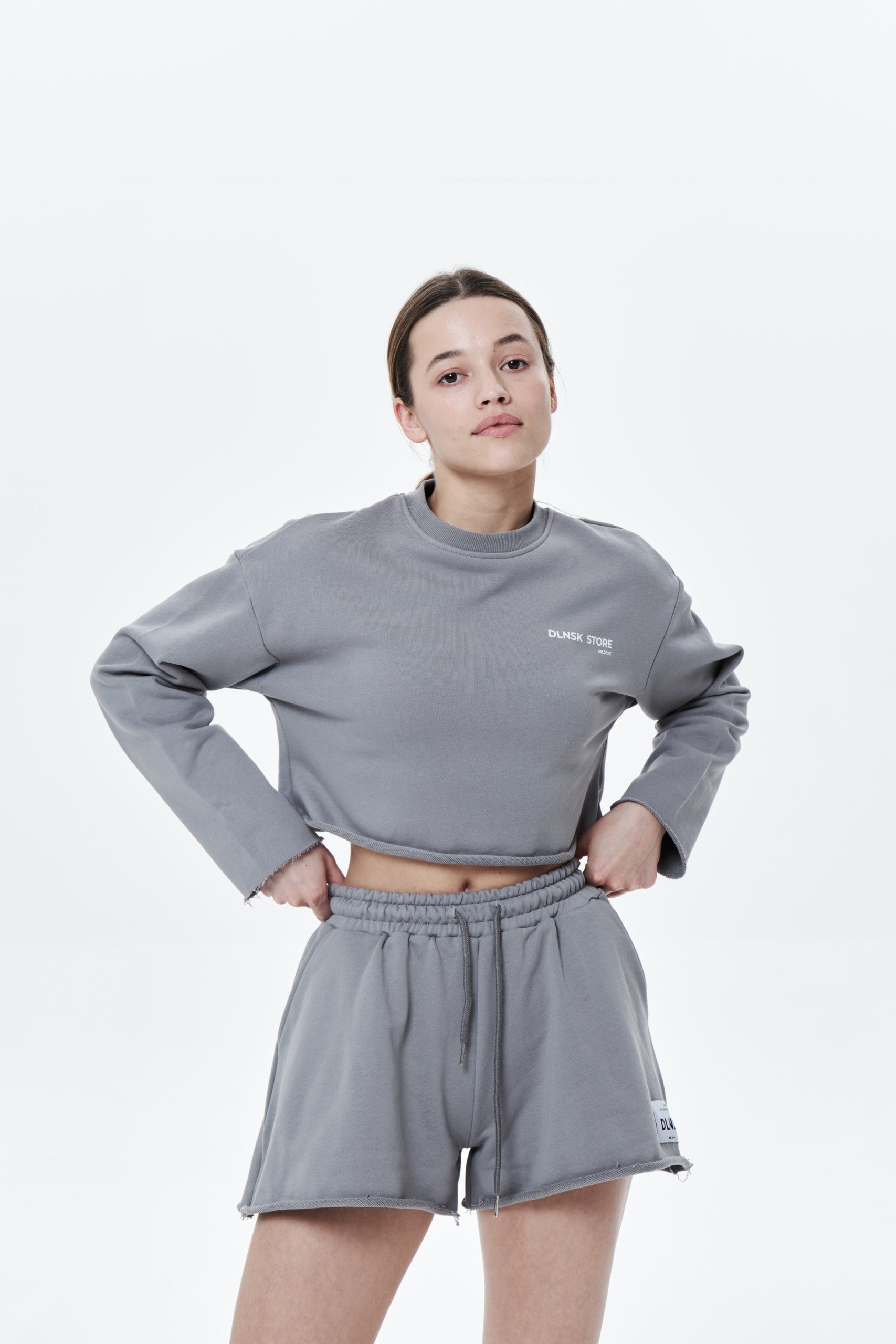 CROPPED CREWNECK in COOL GRAY Cropped hoodie set DLNSK 